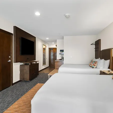 Oxford Hotel Bend